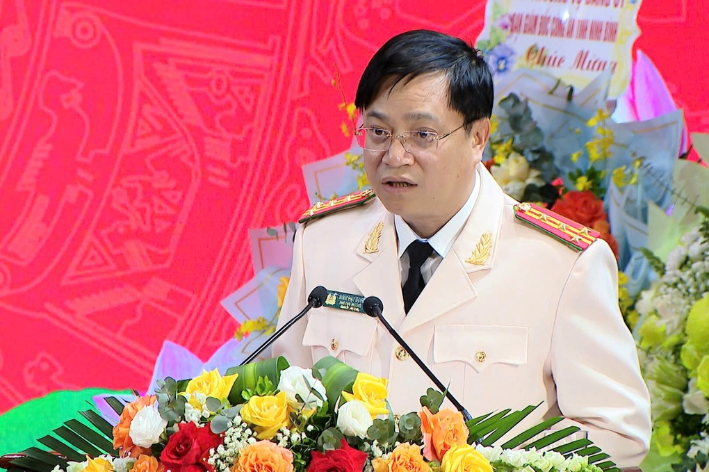 Phó Cục trưởng Cục An ninh nội địa làm Giám đốc Công an Ninh Bình - 2 Phó Cục trưởng Cục An ninh nội địa làm Giám đốc Công an Ninh Bình - 2