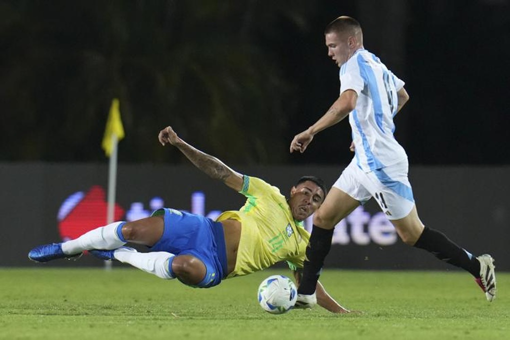 U20 Argentina gây sốc khi đại thắng 6-0 trước Brazil - 1 U20 Argentina gây sốc khi đại thắng 6-0 trước Brazil - 1