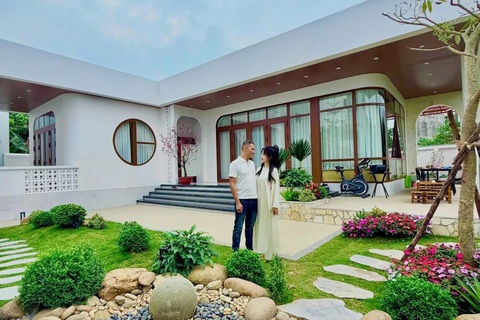 Vợ chồng ở Hà Nội bỏ phố về làng xây nhà vườn 3 tỷ đồng đẹp như resort