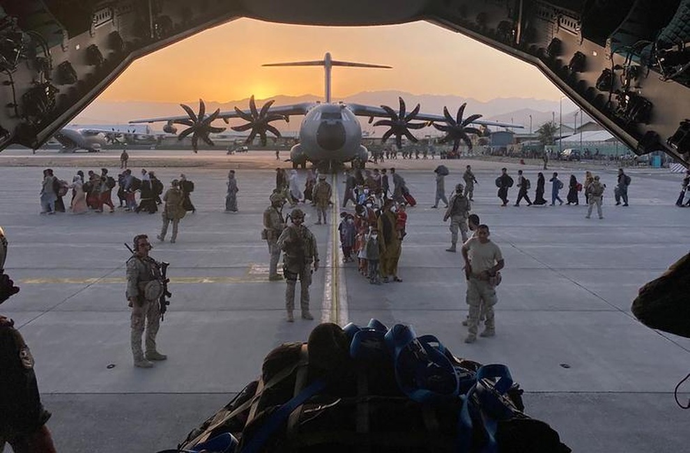 Mỹ có thể bất đắc dĩ phải bắt tay với Taliban tại Afghanistan? - 1 Mỹ có thể bất đắc dĩ phải bắt tay với Taliban tại Afghanistan? - 1