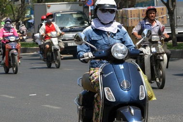 Nắng nóng cục bộ ở miền Bắc, miền Trung