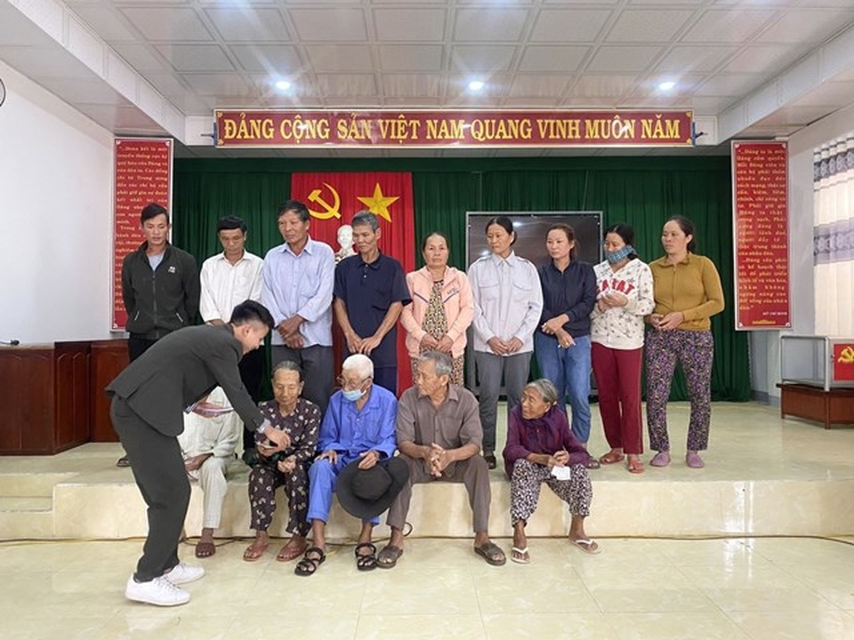 Hệ thống phân phối phụ kiện cửa nhôm chính hãng hàng đầu Việt Nam 3H có mặt tại Quảng Ngãi - 5 Hệ thống phân phối phụ kiện cửa nhôm chính hãng hàng đầu Việt Nam 3H có mặt tại Quảng Ngãi - 5