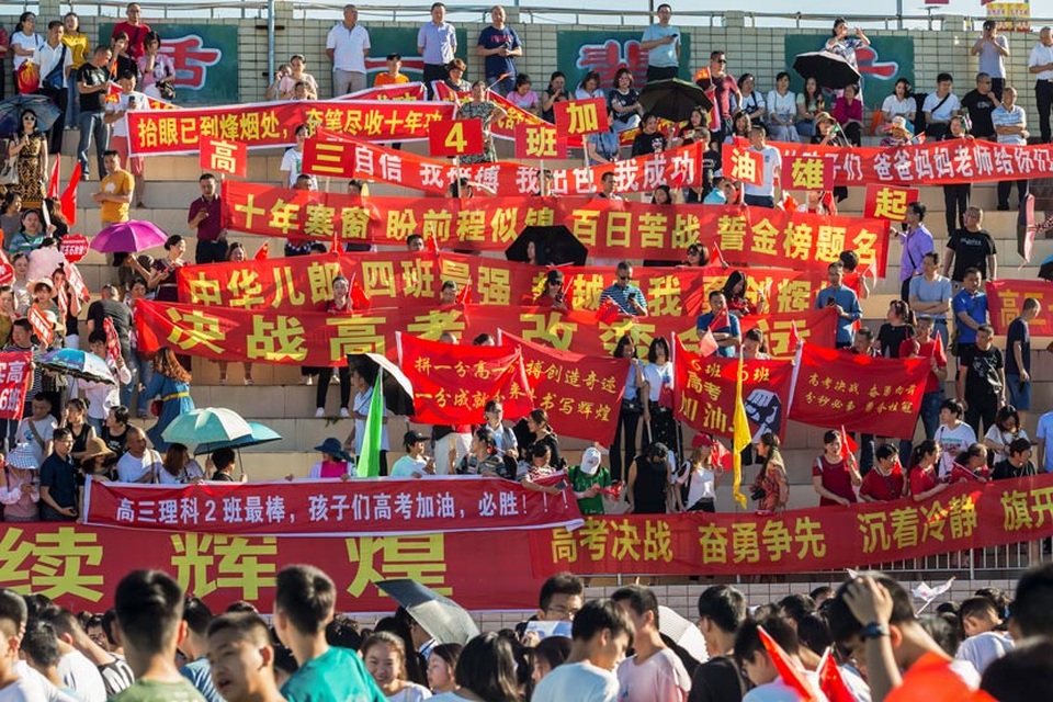 Trung Quốc: Xu hướng ôn khắc nghiệt, thi lại gaokao để vào đại học tinh hoa - 3 Trung Quốc: Xu hướng ôn khắc nghiệt, thi lại gaokao để vào đại học tinh hoa - 3