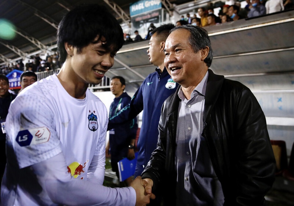 Đại gia hỏi mua Công Phượng, Văn Toàn giá 4 triệu USD, bầu Đức nói gì? - 1