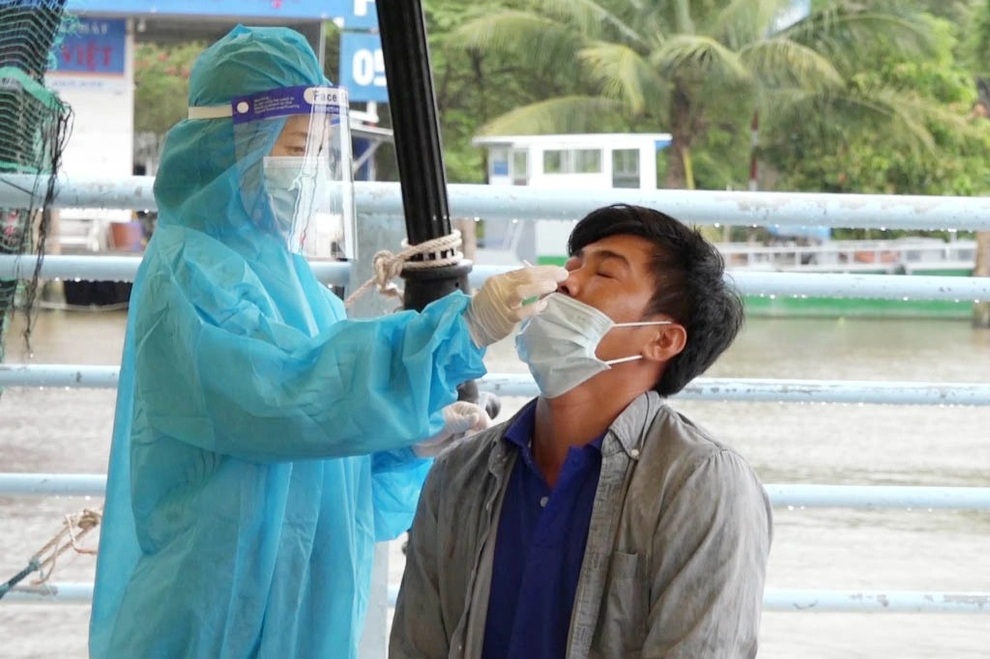 Bản tin Covid-19: Dịch hạ nhiệt, Hà Nội và TPHCM nới lỏng nhiều hoạt động - 7 Bản tin Covid-19: Dịch hạ nhiệt, Hà Nội và TPHCM nới lỏng nhiều hoạt động - 7