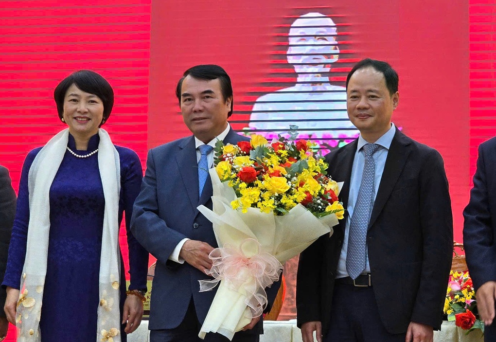 Lâm Đồng miễn nhiệm Phó Chủ tịch UBND tỉnh Phạm S - 1 Lâm Đồng miễn nhiệm Phó Chủ tịch UBND tỉnh Phạm S - 1
