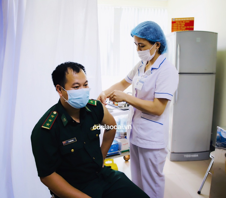 9 người Trung Quốc nhập cảnh trái phép âm tính lần 1 với SARS-CoV-2 - 3 9 người Trung Quốc nhập cảnh trái phép âm tính lần 1 với SARS-CoV-2 - 3
