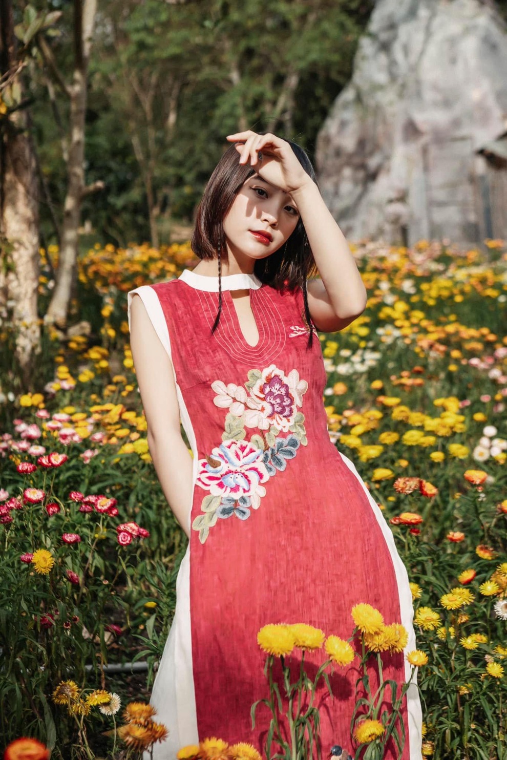 Mỹ nhân người Tày gây sốt phim VTV: Thấp bé vẫn đắt show mẫu ảnh - 16 Mỹ nhân người Tày gây sốt phim VTV: Thấp bé vẫn đắt show mẫu ảnh - 16