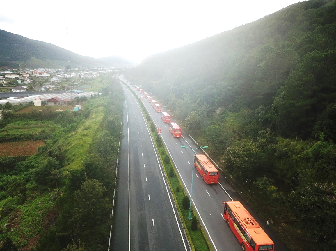 Sức bật của doanh nghiệp vận tải qua đại dịch Covid-19 - 1 Sức bật của doanh nghiệp vận tải qua đại dịch Covid-19 - 1