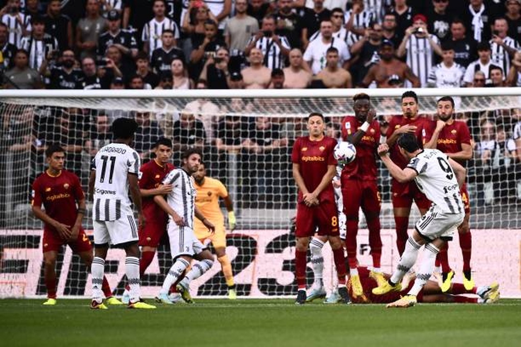 AS Roma của Mourinho quật cường giành điểm trước Juventus - 1 AS Roma của Mourinho quật cường giành điểm trước Juventus - 1