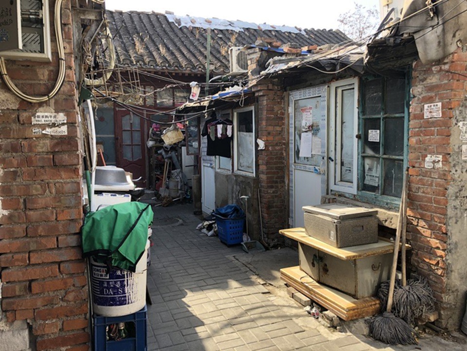 Nhà 5,6m2 trong ngõ như phố cổ, kê vừa một chiếc giường... bán hơn 4 tỷ đồng - 2 Nhà 5,6m2 trong ngõ như phố cổ, kê vừa một chiếc giường... bán hơn 4 tỷ đồng - 2