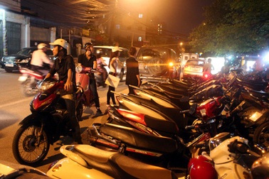 Các bãi trông giữ xe đã "đi trước thời đại" từ lâu