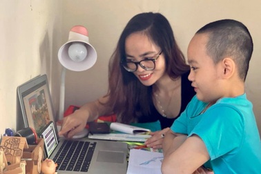 Gần 700.000 học sinh tiểu học TPHCM nhập học online