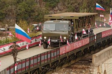 Giúp Lebanon, Nga cứu Syria, mở rộng ảnh hưởng ở Trung Đông