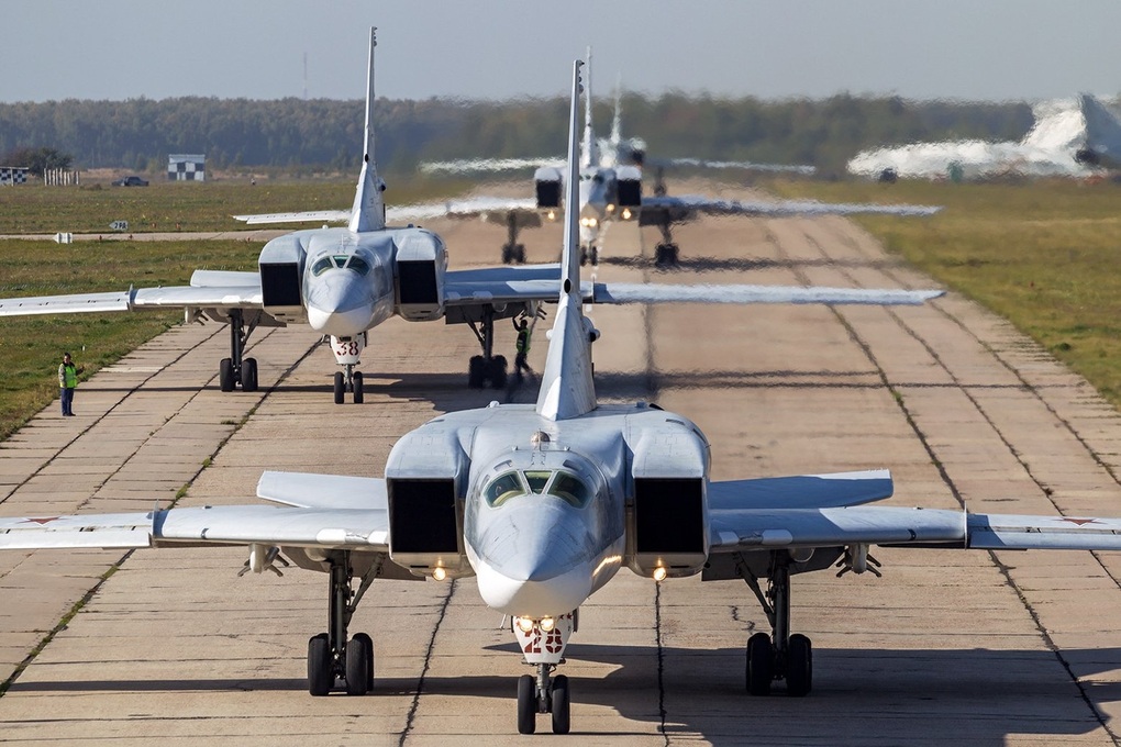 Kiev cáo buộc máy bay ném bom Nga tấn công lãnh thổ từ không phận Belarus - 1 Kiev cáo buộc máy bay ném bom Nga tấn công lãnh thổ từ không phận Belarus - 1