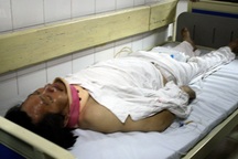 Tạm đình chỉ một Trung tá công an để điều tra vụ dân bị đánh  