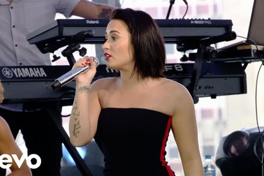 Demi Lovato - Confident