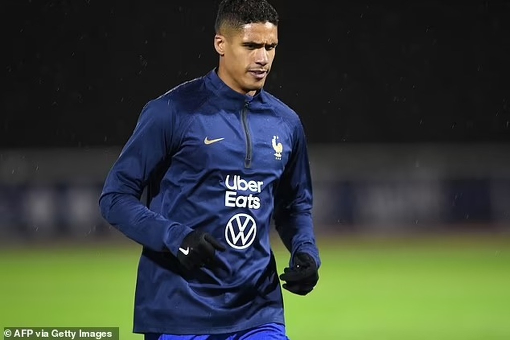 Raphael Varane cảm thấy sốc nặng sau phát biểu của C.Ronaldo - 1 Raphael Varane cảm thấy sốc nặng sau phát biểu của C.Ronaldo - 1