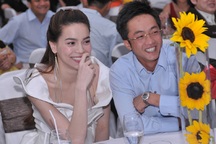 Hà Hồ hát cùng Quốc Cường   