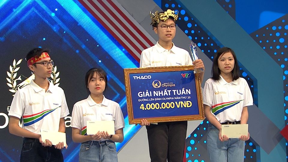 Nam sinh chuyên Lê Hồng Phong vô địch cuộc thi Tuần Olympia - 2 Nam sinh chuyên Lê Hồng Phong vô địch cuộc thi Tuần Olympia - 2