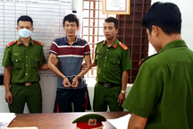 Khởi tố đối tượng dùng cuốc cướp tiệm vàng ở Quảng Nam