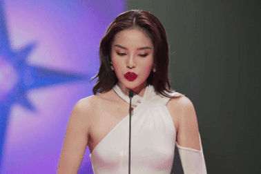 Kỳ Duyên bị chỉ trích hời hợt, nói tiếng Anh kém tại Miss Universe Vietnam