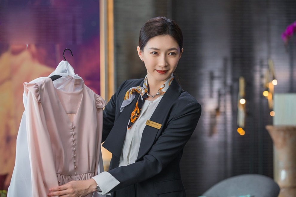 Cao Quý Phi Đồng Dao gây ấn tượng với vai gái già - 3 Cao Quý Phi Đồng Dao gây ấn tượng với vai gái già - 3