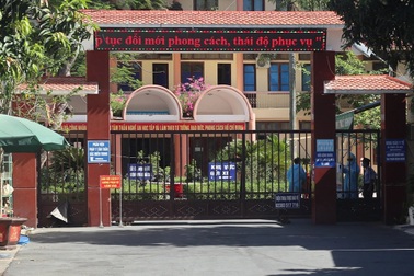 Nghệ An: 3 nữ bác sĩ dương tính với SARS-CoV-2