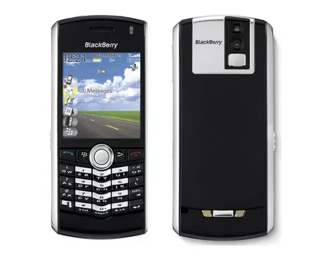 Nokia 1100, Moto RAZR và những chú dế độc đáo trước kỷ nguyên smartphone - 9 Nokia 1100, Moto RAZR và những chú dế độc đáo trước kỷ nguyên smartphone - 9