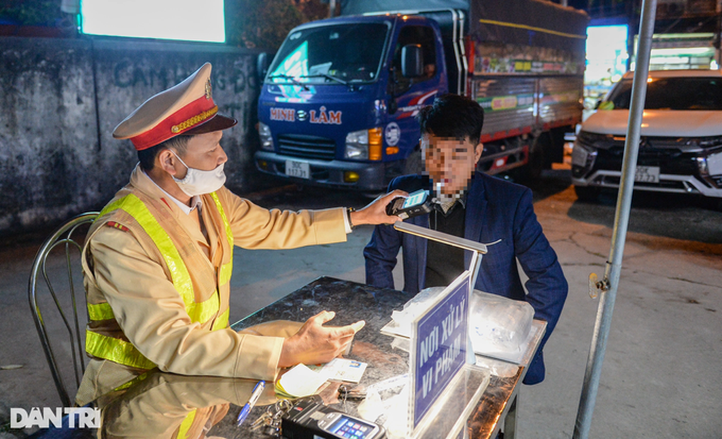 Chủ tịch Hà Nội: Xử nghiêm cán bộ, đảng viên vi phạm nồng độ cồn - 2 Chủ tịch Hà Nội: Xử nghiêm cán bộ, đảng viên vi phạm nồng độ cồn - 2