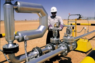 Giá dầu leo lên mức cao nhất trong 4 tháng