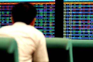 Gần 1.400 tỷ đồng đổ vào thị trường, nóng cổ phiếu bất động sản