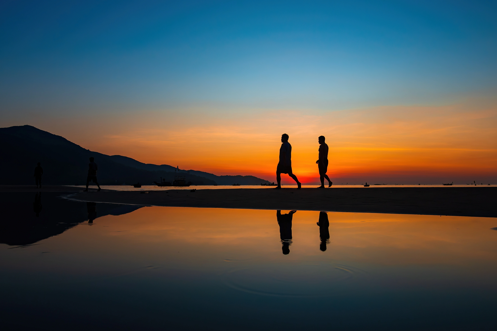 Explore Man Thai beach - Da Nang at dawn - 6