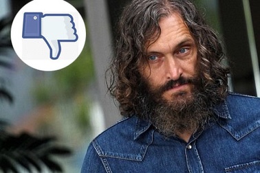 Đạo diễn kiện Facebook vì để tài khoản giả mạo danh tính hoạt động