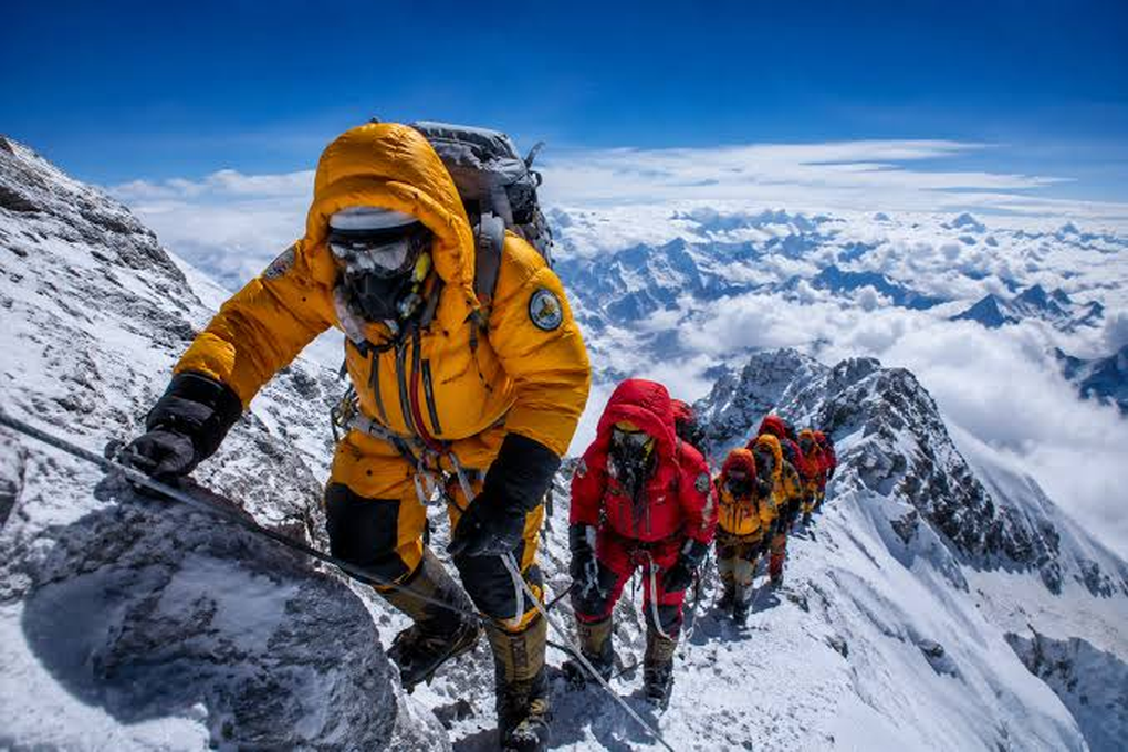 Chuyện về thi thể Người đẹp ngủ phải nằm lại trên đỉnh Everest lạnh giá - 1