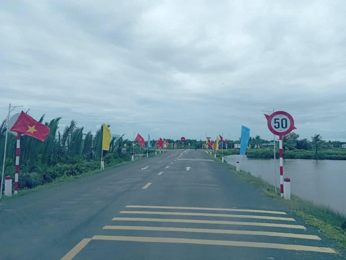Phá thế độc đạo con đường thủy sản từ Bạc Liêu đi các tỉnh - 2 Phá thế độc đạo con đường thủy sản từ Bạc Liêu đi các tỉnh - 2