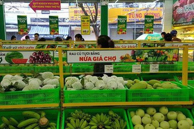 Mang rau, củ quả về bán ở xứ miệt vườn, Bách hóa Xanh liệu có thắng thế?