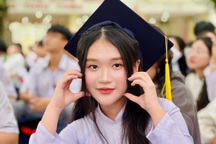 Lý do hàng loạt trường ở TPHCM lùi giờ vào học