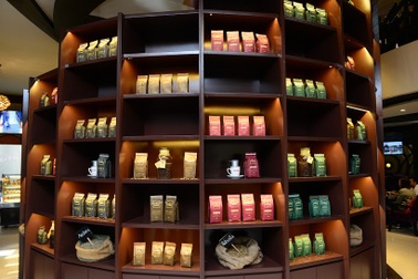 Doanh nghiệp “hâm nóng” thị trường cà phê rang xay