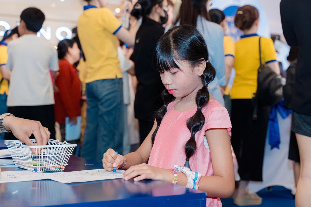 Những khoảnh khắc khó quên tại ngày hội Giấc Mơ Lọ Lem - 1 Những khoảnh khắc khó quên tại ngày hội Giấc Mơ Lọ Lem - 1