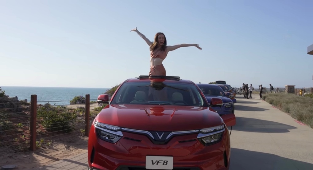 Nữ Youtube nổi tiếng người Mỹ: VF 8 sẽ được chào đón khi đến với NewYork - 3 Nữ Youtube nổi tiếng người Mỹ: VF 8 sẽ được chào đón khi đến với NewYork - 3