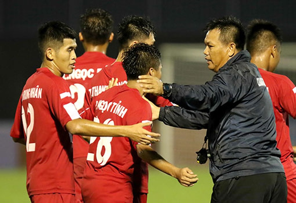 Một trọng tài thổi liền 4 trận của 1 đội tại giải U17 quốc gia - 1 Một trọng tài thổi liền 4 trận của 1 đội tại giải U17 quốc gia - 1