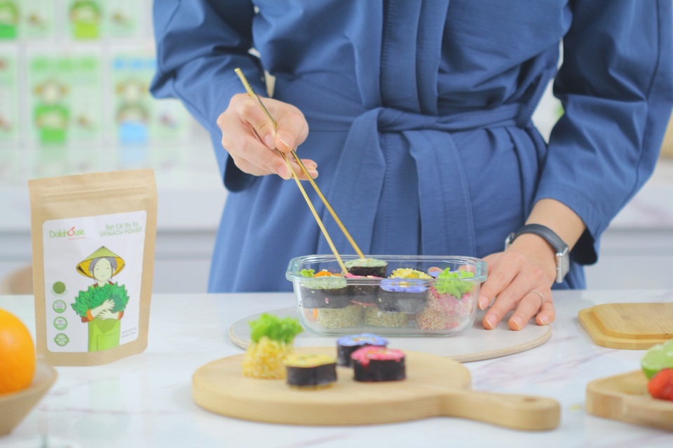 Chia sẻ thú vị của Helly Tống về detox cơ thể cân bằng năng lượng - 2 Chia sẻ thú vị của Helly Tống về detox cơ thể cân bằng năng lượng - 2