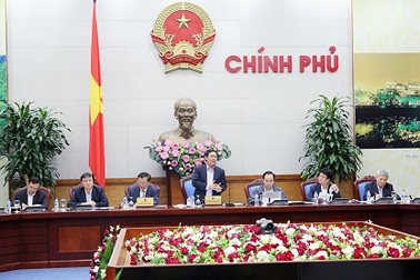 Phó Thủ tướng: Năm 2017, hạ giá thuốc, giảm phí BOT