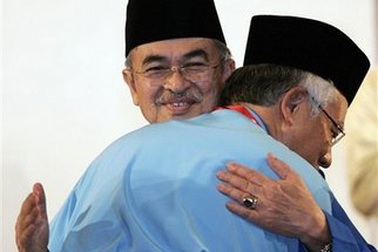 ﻿Malaysia: Thủ tướng từ chức, dọn đường cho nhân vật mới 