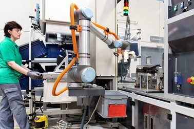 Sự thật đằng sau 5 lời đồn về Cobot