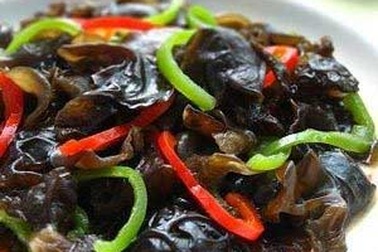 Làn da trắng mịn ngày hè!