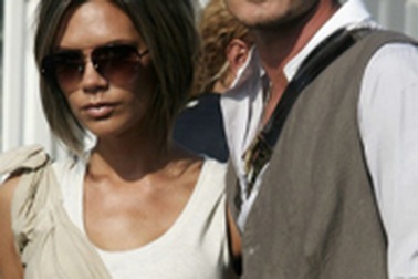 Vic là “con nghiện” mua sắm!