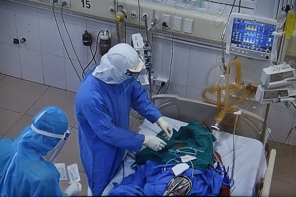 Điều ít biết về lực lượng truy tìm những đòn đánh vô hình của Covid-19 - 1 Điều ít biết về lực lượng truy tìm những đòn đánh vô hình của Covid-19 - 1