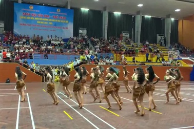 Tiết mục thi đấu của Phòng Giáo dục - Đào tạo quận Cầu Giấy